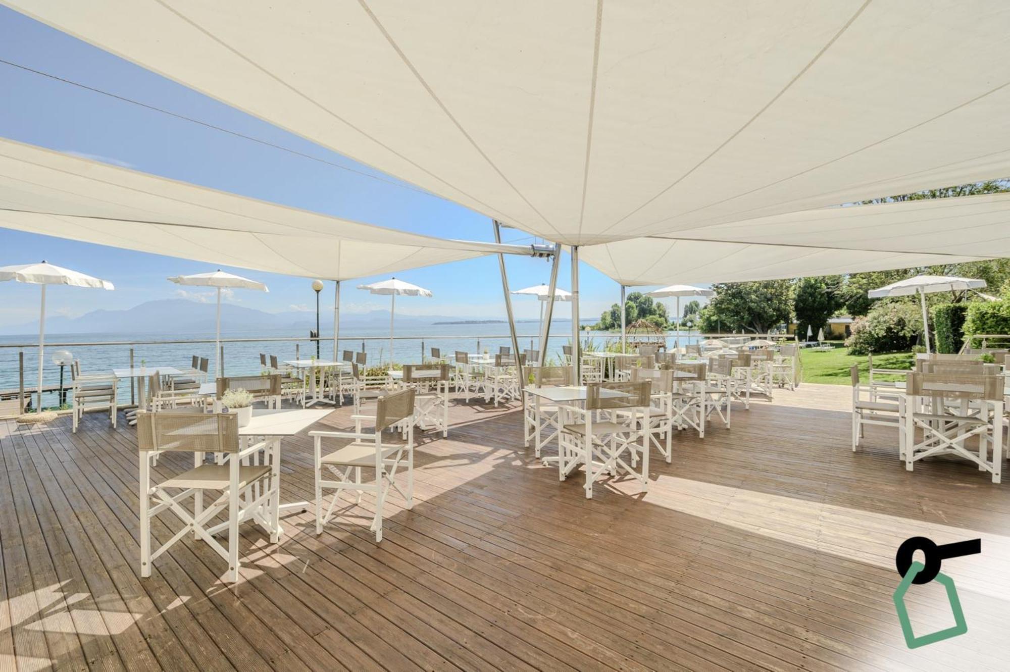 Hotiday Apartment Collection - Desenzano Desenzano del Garda Eksteriør bilde