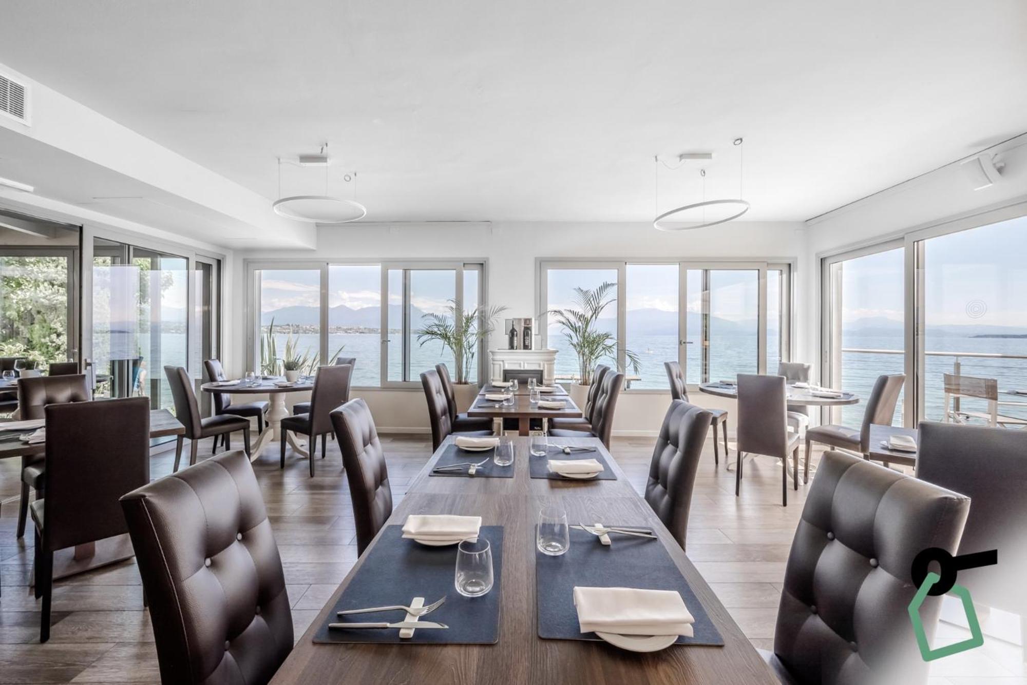 Hotiday Apartment Collection - Desenzano Desenzano del Garda Eksteriør bilde
